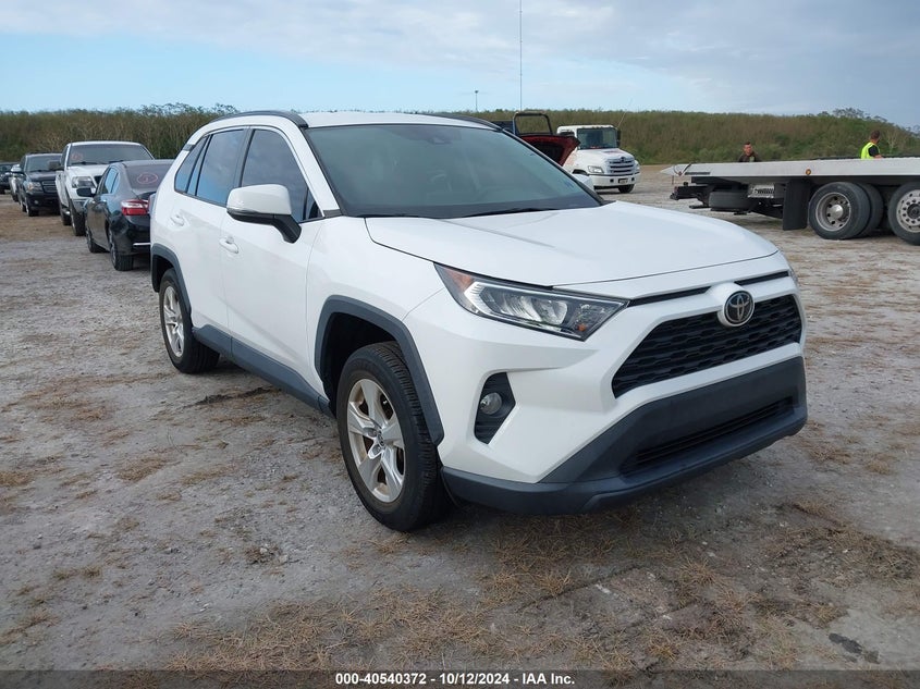 2021 TOYOTA RAV4  (VIN: 2T3W1RFVXMC133737)