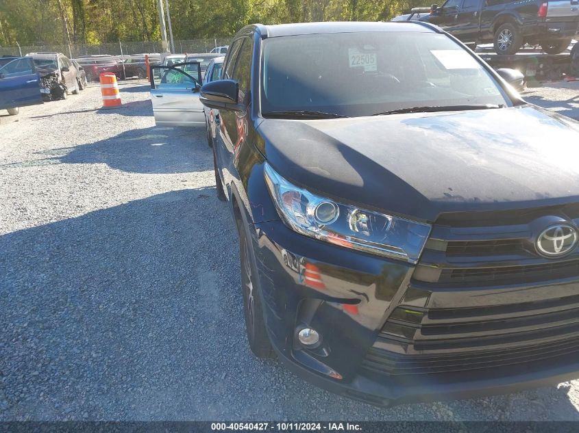 2017 TOYOTA HIGHLANDER SE - 5TDKZRFH3HS188246