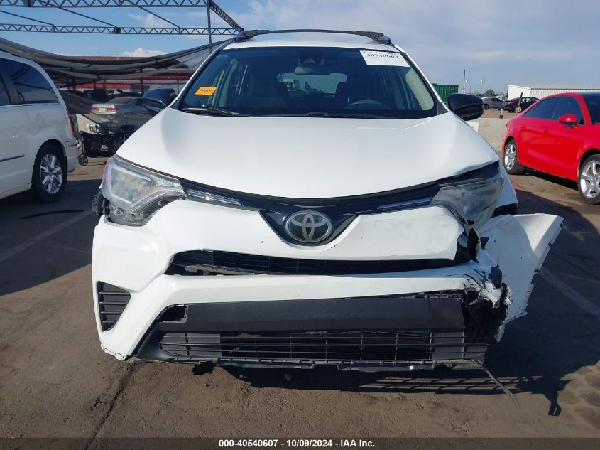 JTMZFREV5HJ142428 2017 Toyota Rav4 Le