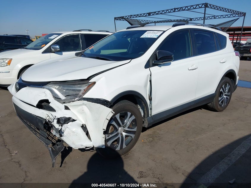2017 TOYOTA RAV4 LE - JTMZFREV5HJ142428