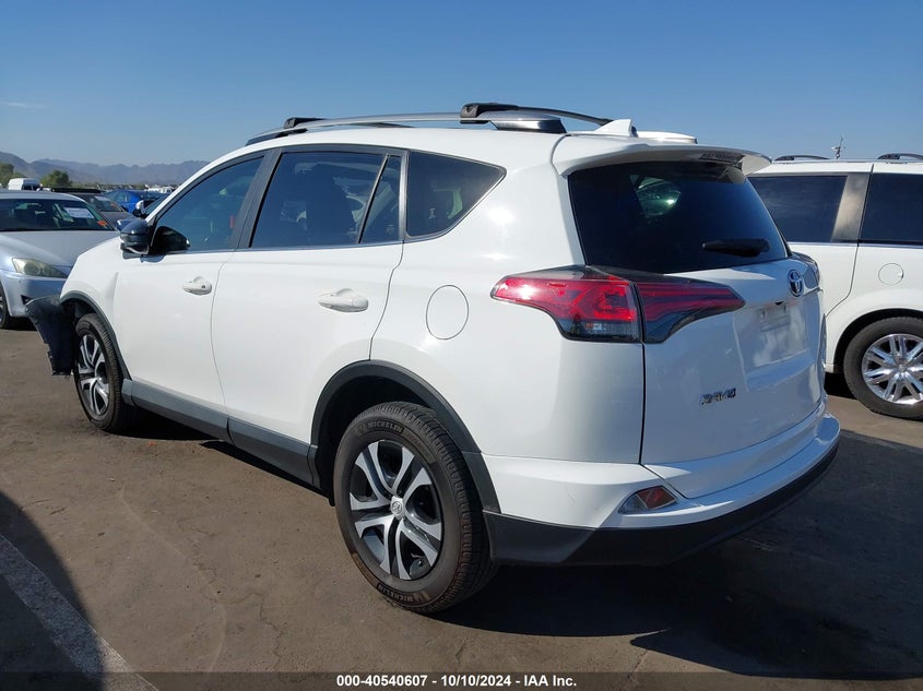 2017 TOYOTA RAV4 LE - JTMZFREV5HJ142428
