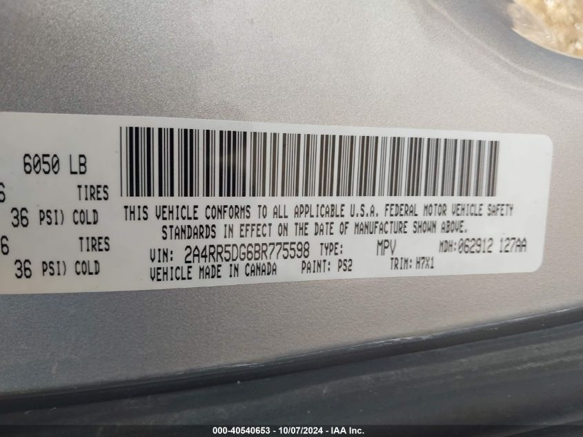 2A4RR5DG6BR775598 2011 Chrysler Town & Country Touring