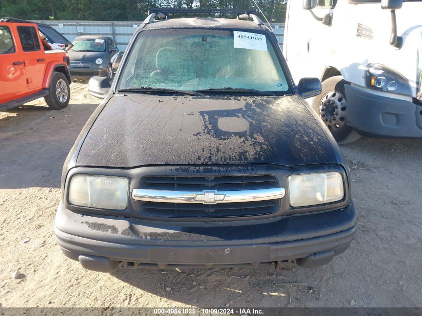 2000 Chevrolet Tracker Hard Top VIN: 2CNBJ13C7Y6907179 Lot: 40541035