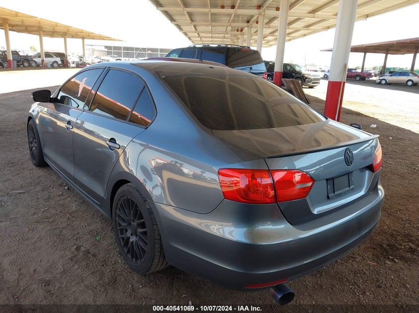 2013 VOLKSWAGEN JETTA 2.0L S - 3VW1K7AJ6DM411255