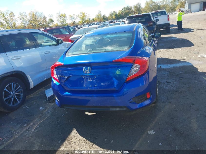 19XFC2F5XJE010589 2018 Honda Civic Lx