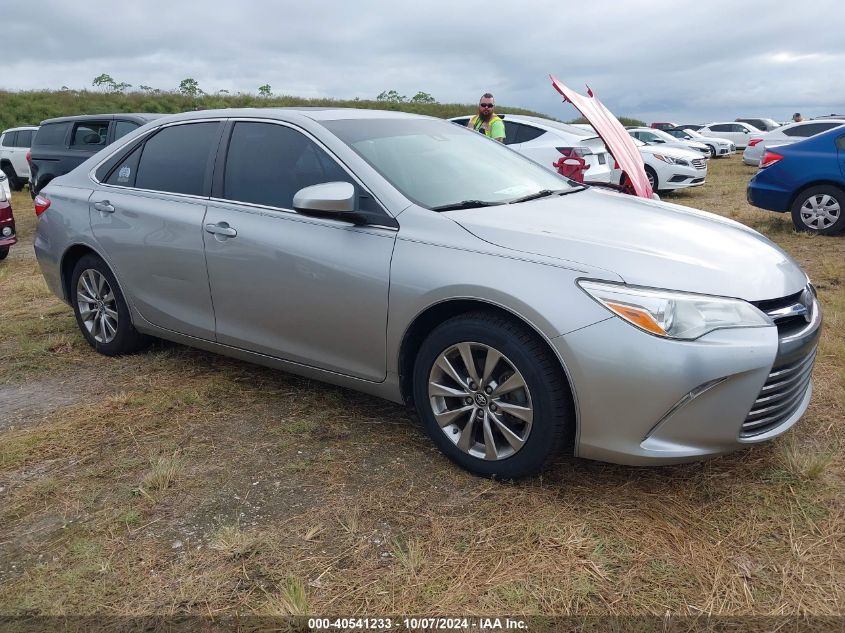 4T1BF1FK2HU620547 2017 TOYOTA CAMRY - Image 1