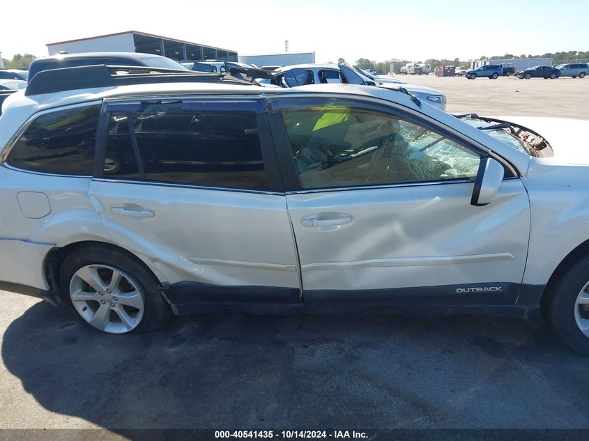 2013 SUBARU OUTBACK 2.5I PREMIUM - 4S4BRCCC8D3272298