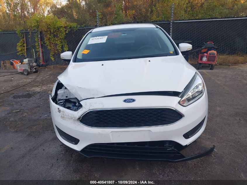 1FADP3F22HL270841 2017 Ford Focus Se