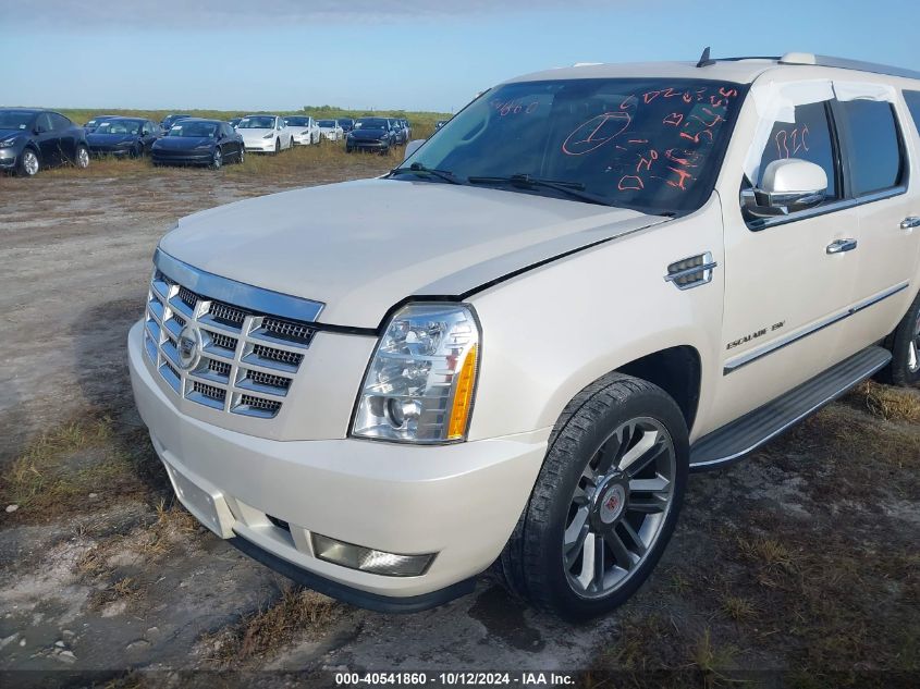 2011 Cadillac Escalade Esv Luxury VIN: 1GYS4HEF7BR215411 Lot: 40541860