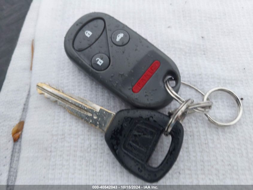 2000 Honda Accord 3.0 Ex VIN: 1HGCG1657YA051200 Lot: 40542043