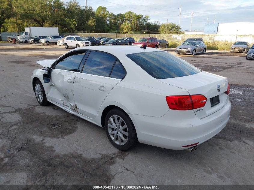 3VWDX7AJ7DM256004 2013 Volkswagen Jetta 2.5L Se