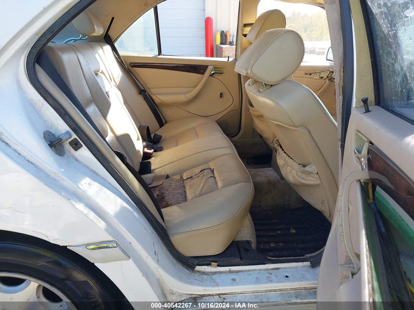 2000 Mercedes-Benz C 230 Kompressor VIN: WDBHA24G4YA838653 Lot: 40542267