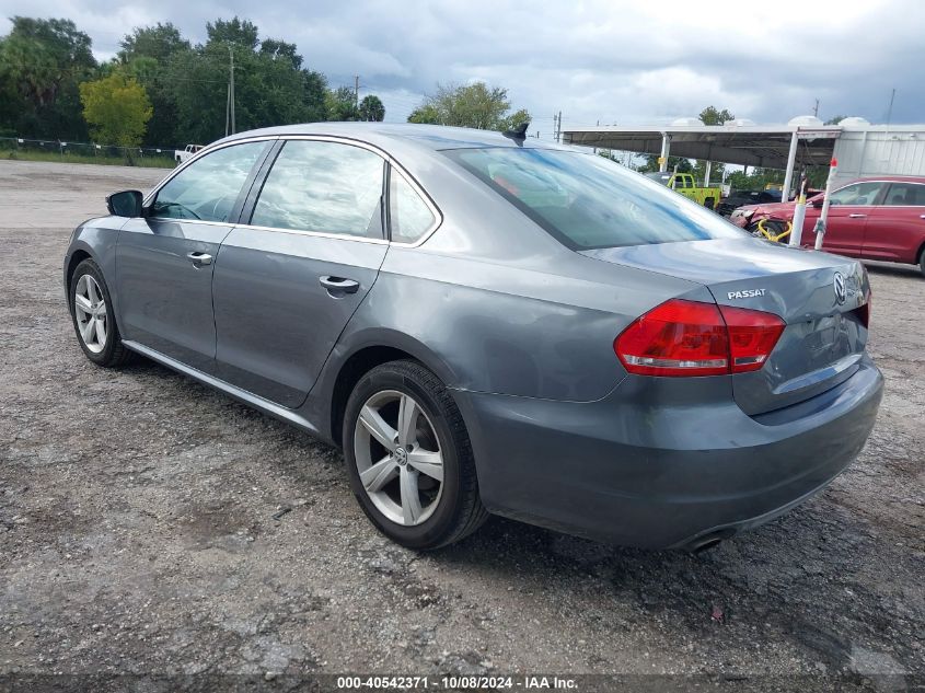 2013 Volkswagen Passat 2.5L Se VIN: 1VWBP7A33DC052682 Lot: 40542371