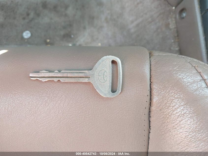 JT3HN87R4W0140511 1998 Toyota 4Runner Sr5 V6 Limited