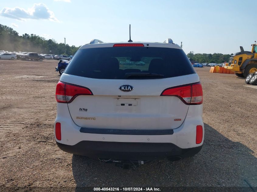 2015 KIA SORENTO LX - 5XYKT3A62FG656174