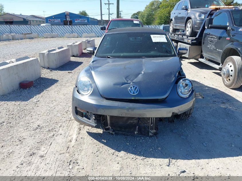 2015 Volkswagen Beetle 1.8T VIN: 3VW517ATXFM811375 Lot: 40543839