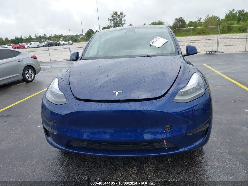 2024 Tesla Model Y Long Range Dual Motor All-Wheel Drive/Rwd VIN: 7SAYGDED3RF005437 Lot: 40544195