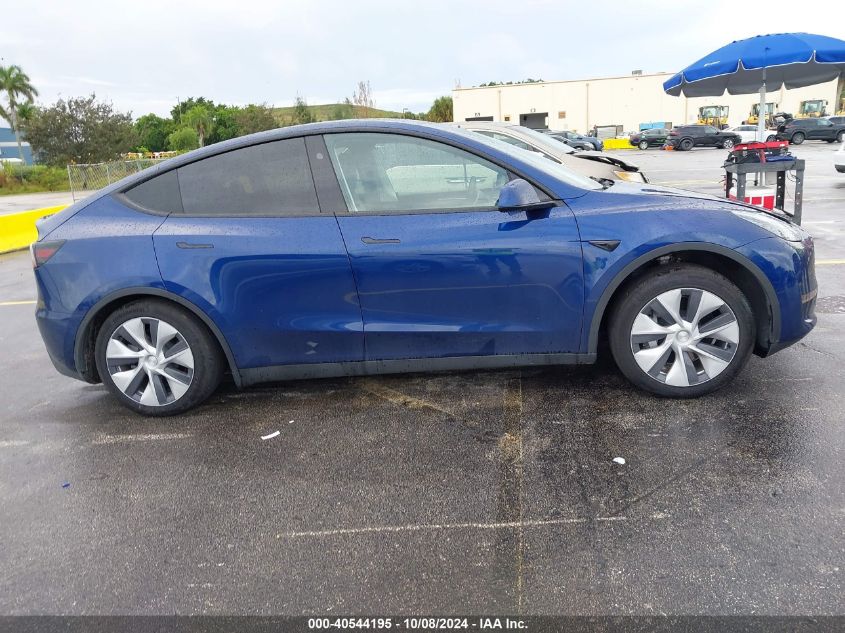 2024 Tesla Model Y Long Range Dual Motor All-Wheel Drive/Rwd VIN: 7SAYGDED3RF005437 Lot: 40544195