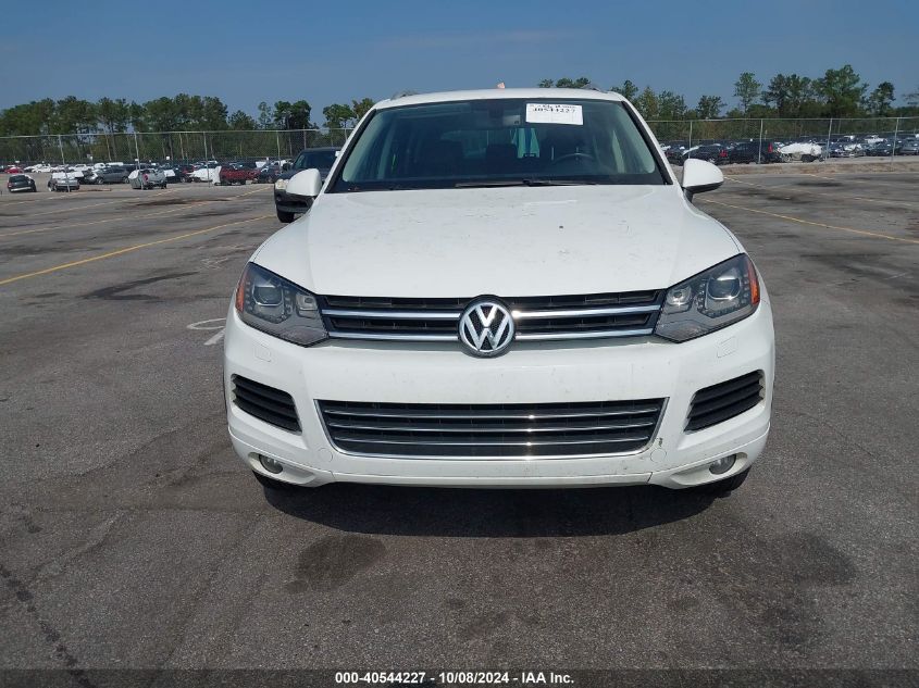 2014 Volkswagen Touareg V6 VIN: WVGEF9BP3ED005630 Lot: 40544227