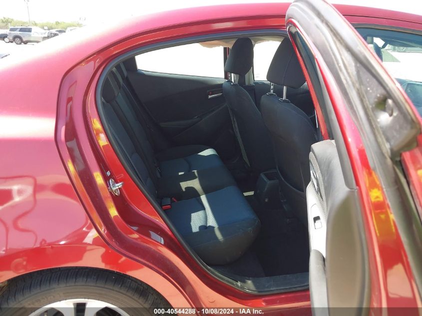 3MYDLBYV3HY193834 2017 Toyota Yaris Ia