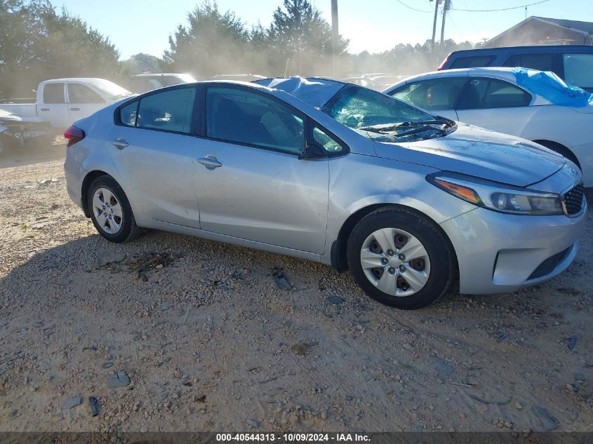 3KPFK4A79HE054973 2017 Kia Forte Lx