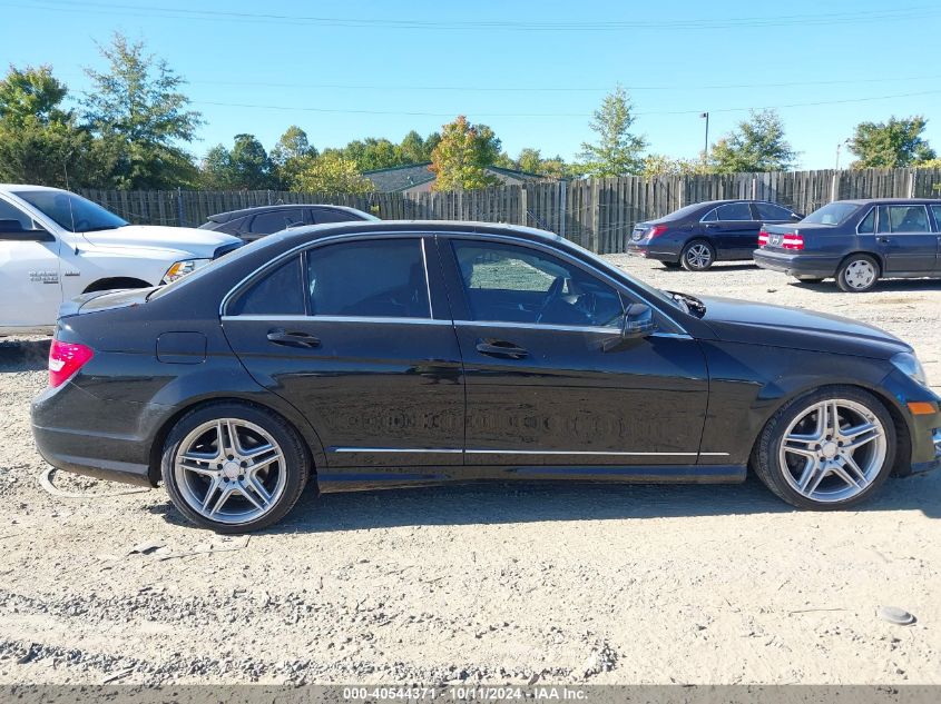 2013 Mercedes-Benz C 300 Luxury 4Matic/Sport 4Matic VIN: WDDGF8AB2DR273735 Lot: 40544371