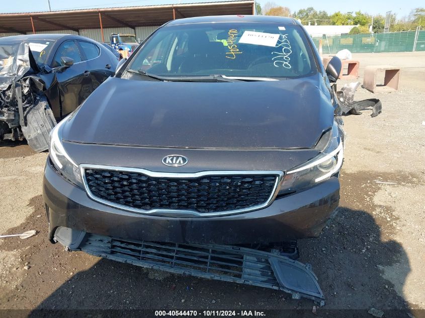 3KPFK4A70JE226832 2018 Kia Forte Lx