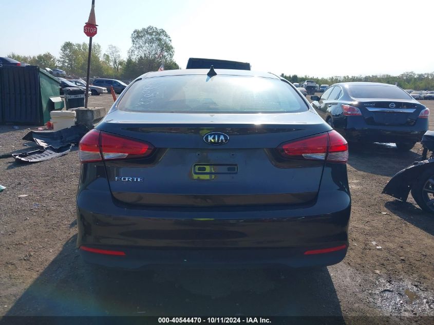 3KPFK4A70JE226832 2018 Kia Forte Lx