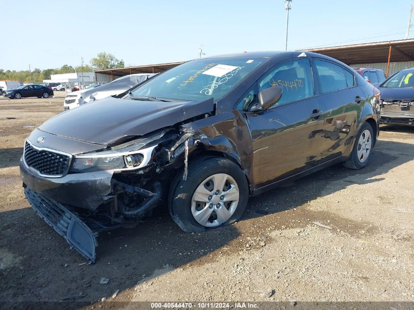 3KPFK4A70JE226832 2018 Kia Forte Lx