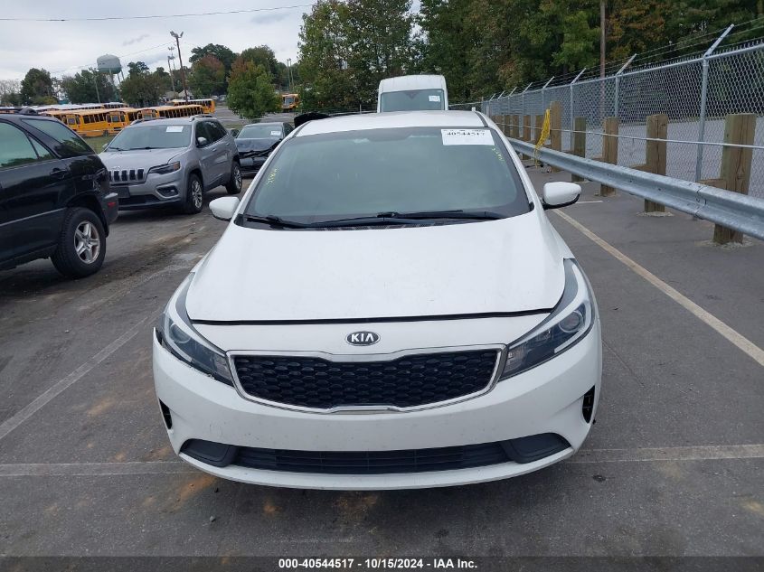 2018 Kia Forte Lx VIN: 3KPFL4A76JE242479 Lot: 40544517