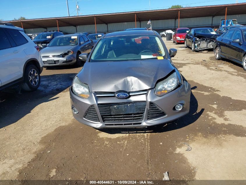 1FAHP3N27CL446584 2012 Ford Focus Titanium