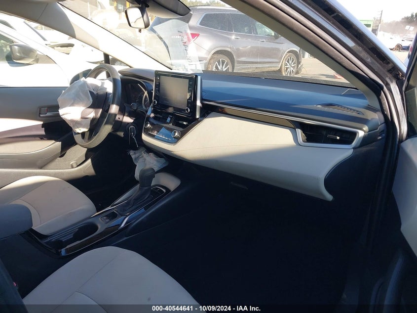 VIN JTDEPMAE8MJ153681 2021 TOYOTA COROLLA LE