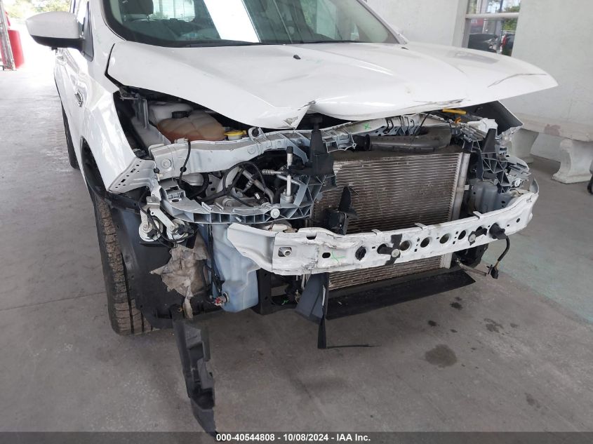 1FMCU0G72GUC01014 2016 Ford Escape Se