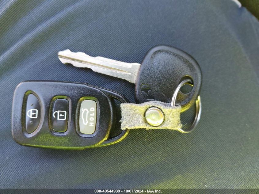 5NPDH4AE7CH150660 2012 Hyundai Elantra Gls