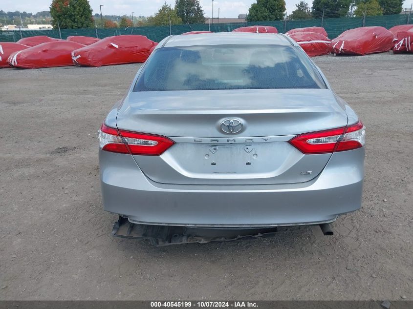 4T1B11HKXJU060049 2018 Toyota Camry Le