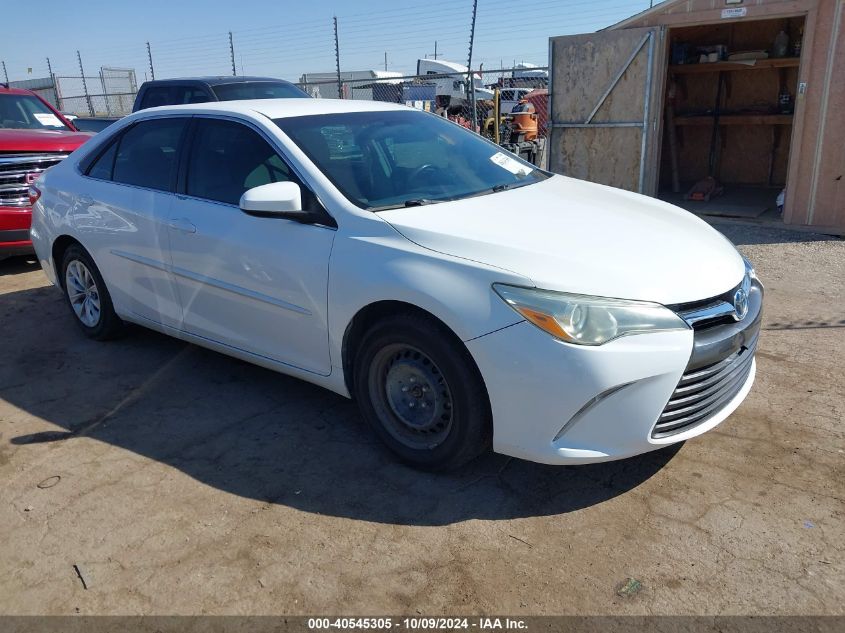 4T4BF1FK0FR486821 2015 TOYOTA CAMRY - Image 1