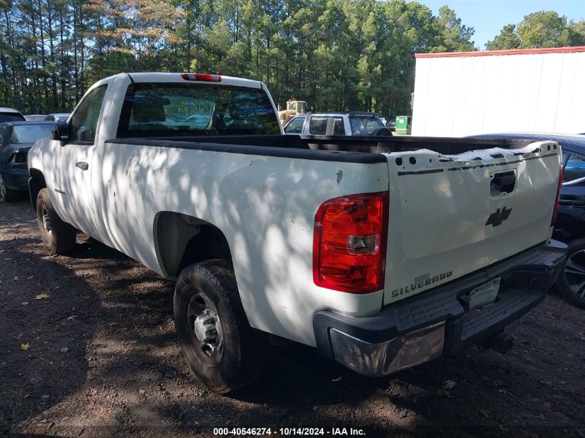 2007 Chevrolet Silverado 2500Hd Work Truck VIN: 1GCHC24K37E590516 Lot: 40546274