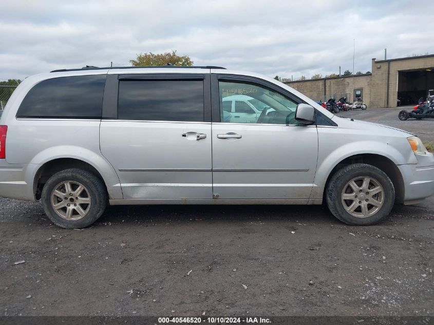 2A8HR541X9R589515 2009 Chrysler Town & Country Touring