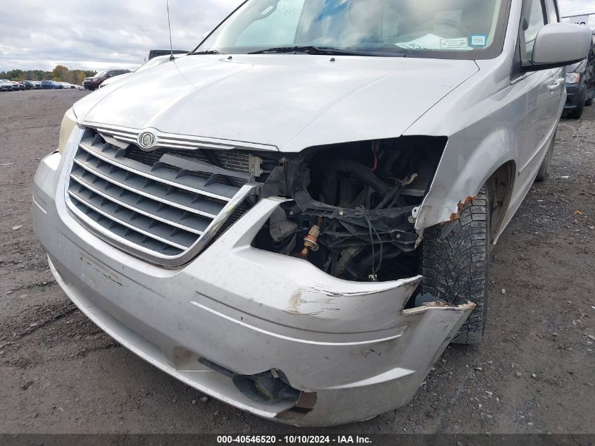 2A8HR541X9R589515 2009 Chrysler Town & Country Touring