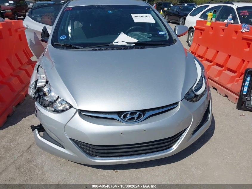 5NPDH4AE5GH721729 2016 Hyundai Elantra Se