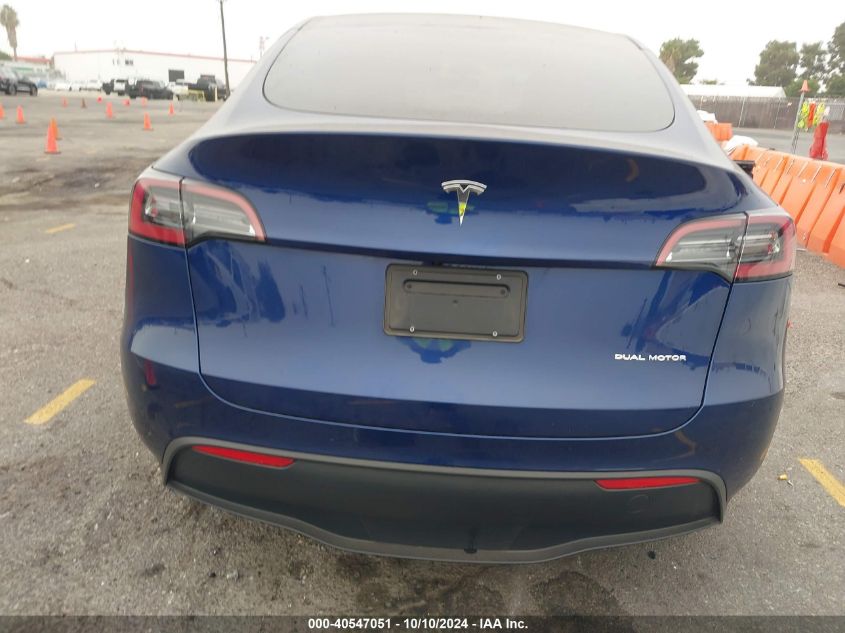 2023 Tesla Model Y Awd/Long Range Dual Motor All-Wheel Drive VIN: 7SAYGAEEXPF752800 Lot: 40547051