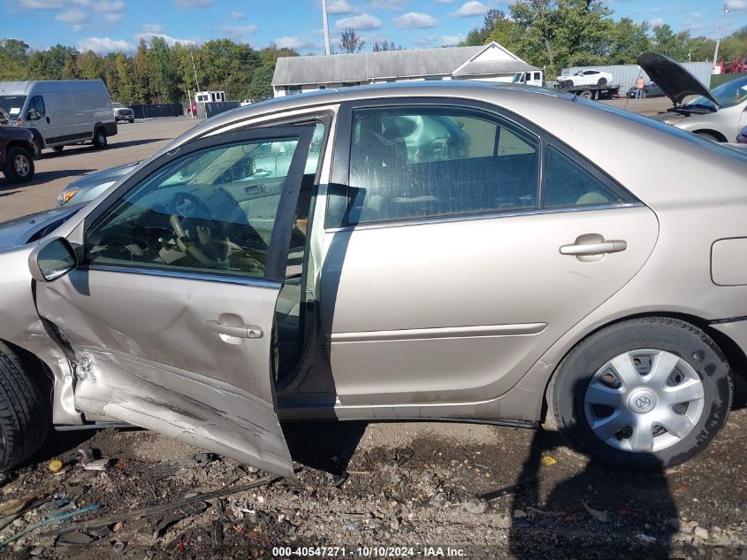 2004 Toyota Camry Le VIN: 4T1BE32K14U853818 Lot: 40547271