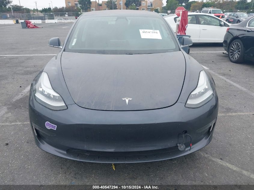 2018 Tesla Model 3 Long Range/Mid Range VIN: 5YJ3E1EA8JF123909 Lot: 40547294