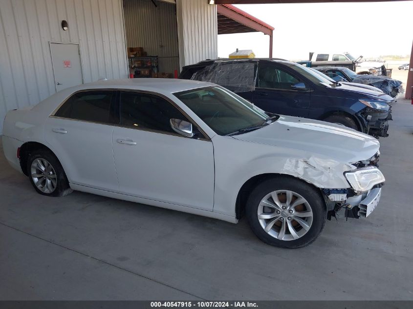 2C3CCAAG0KH663125 2019 Chrysler 300 Touring