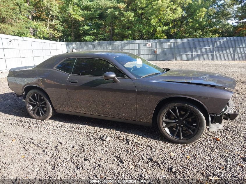 2C3CDZAG0GH177983 2016 Dodge Challenger Sxt