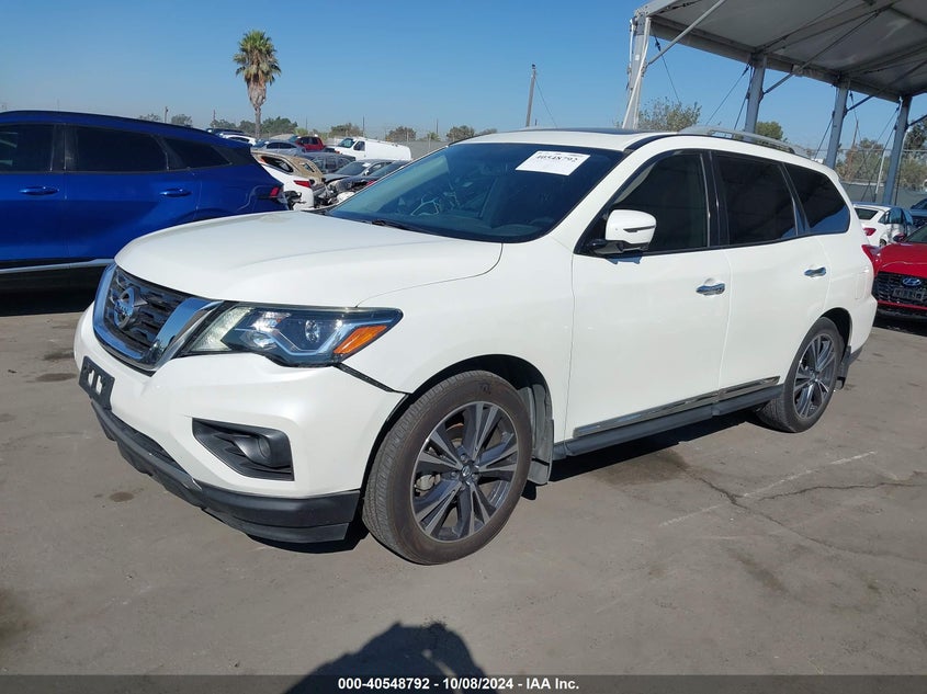 VIN 5N1DR2MN0KC580680 2019 NISSAN PATHFINDER PLATINUM