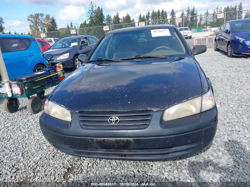 4T1BG22KXWU385157 1998 Toyota Camry Le