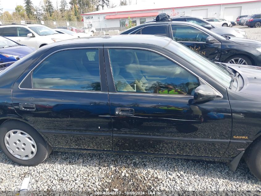 4T1BG22KXWU385157 1998 Toyota Camry Le