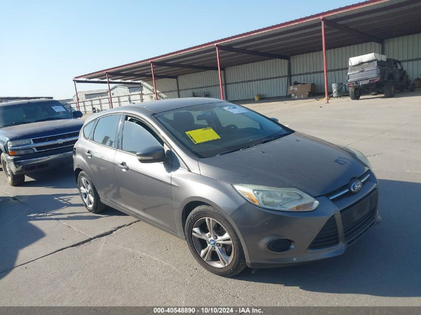 VIN 1FADP3K2XDL220561 2013 Ford Focus, SE no.1