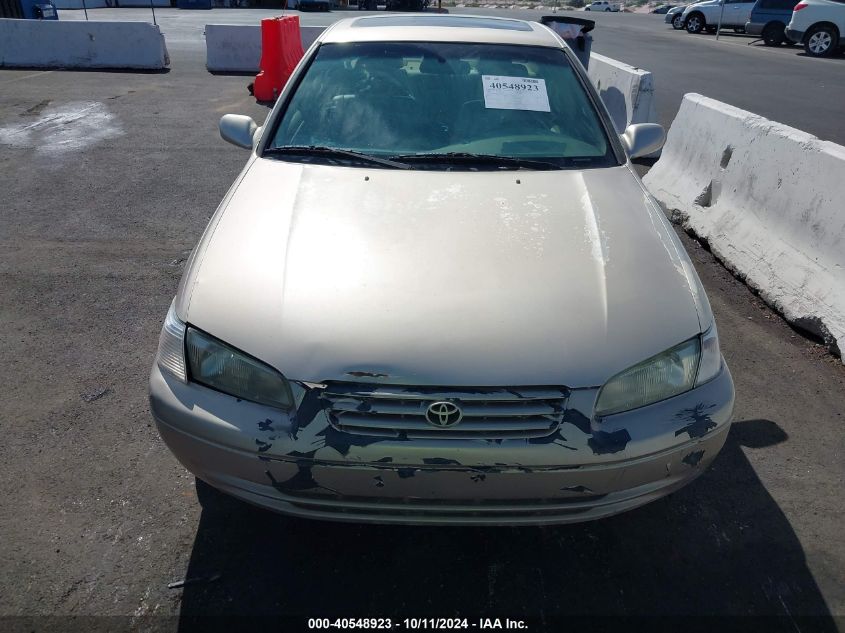 1999 Toyota Camry Xle V6 VIN: JT2BF28K5X0211447 Lot: 40548923